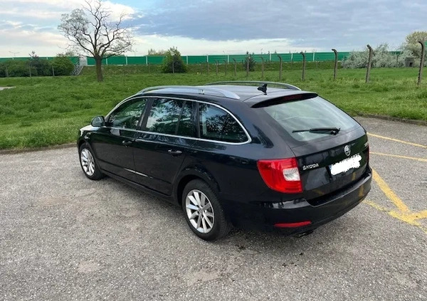 Skoda Superb cena 34000 przebieg: 335000, rok produkcji 2013 z Luboń małe 704